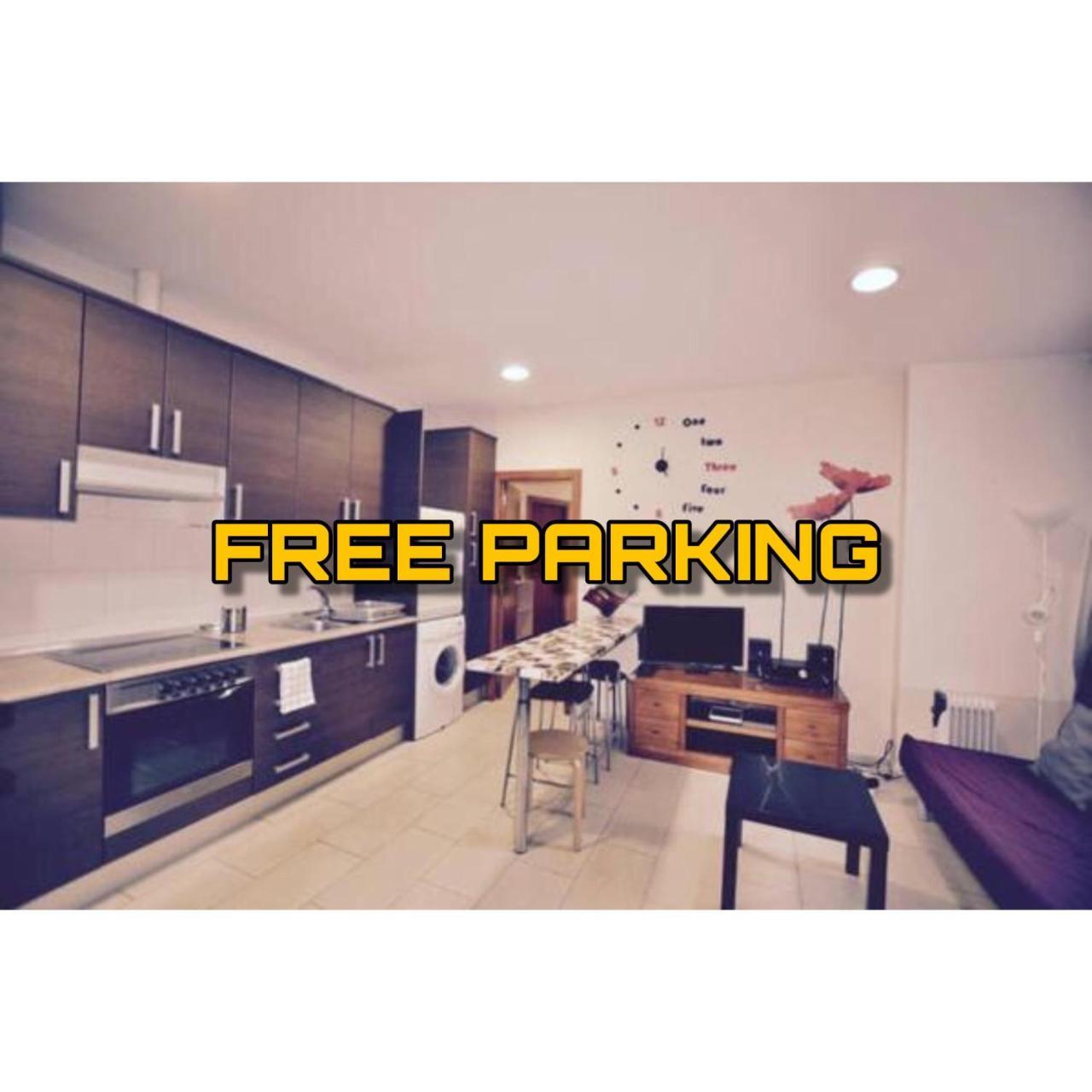 Apartment Downtown Sabadell Esterno foto